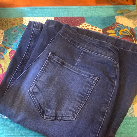 Ladies used Kancan jeans, size 27 - Picture 4 of 6